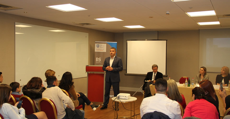 Brain-based techniques for leaders workshop by Mr Lambridis in Yerevan