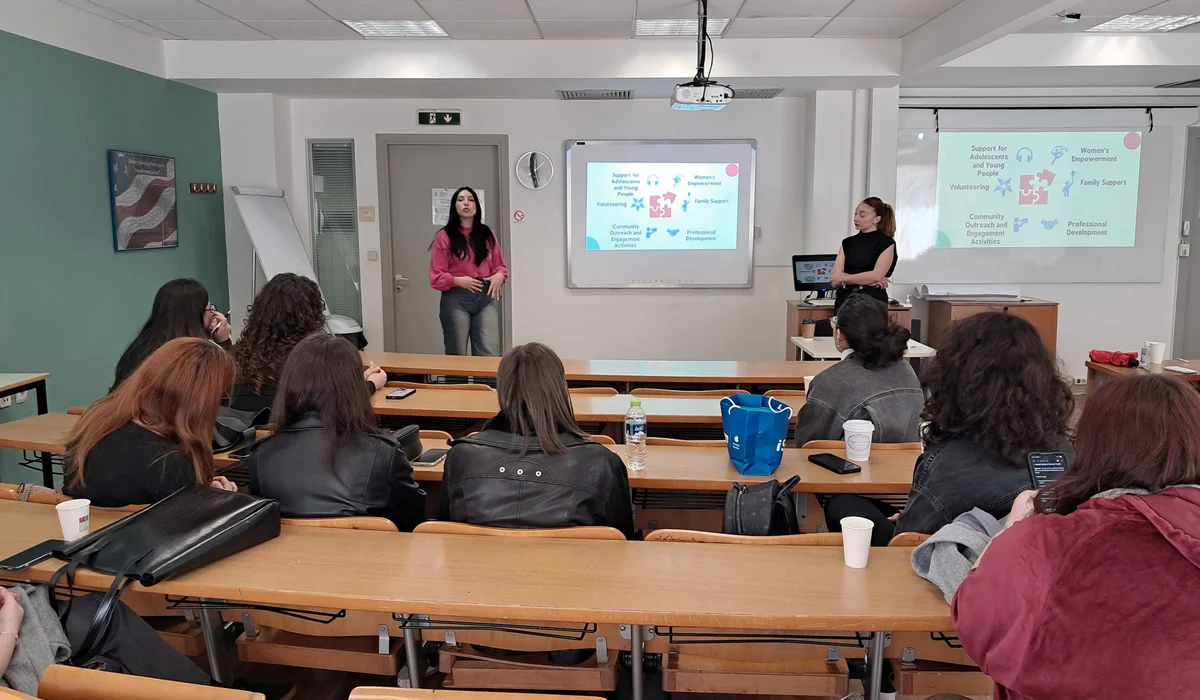 Psychology Students Explore Mental Health Initiatives with IASISMED NGO